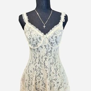 Secret Treasures Lace Chemise in Cream